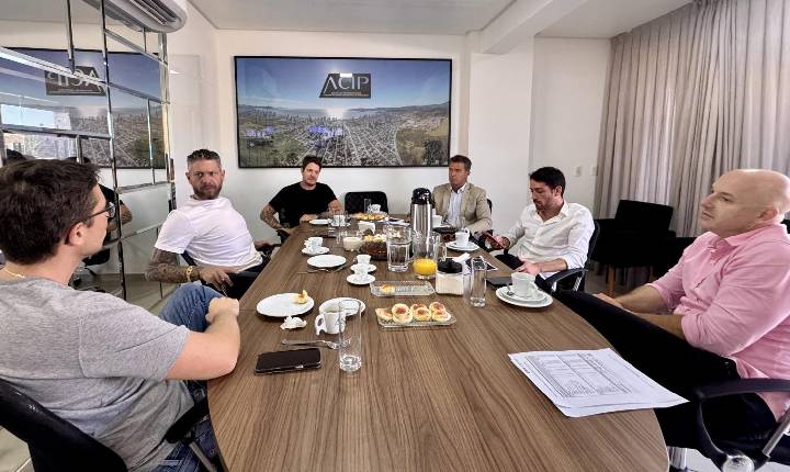 Associação das Construtoras e Incorporadoras de Porto Belo emite nota de repúdio ao reajuste de preços dos insumos anunciado pela indústria