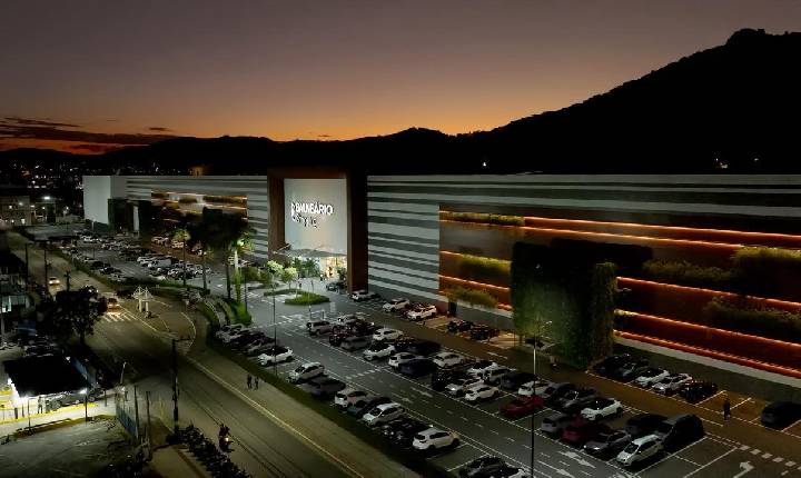 Balneário Shopping atende em novo horário a partir de segunda-feira (11)