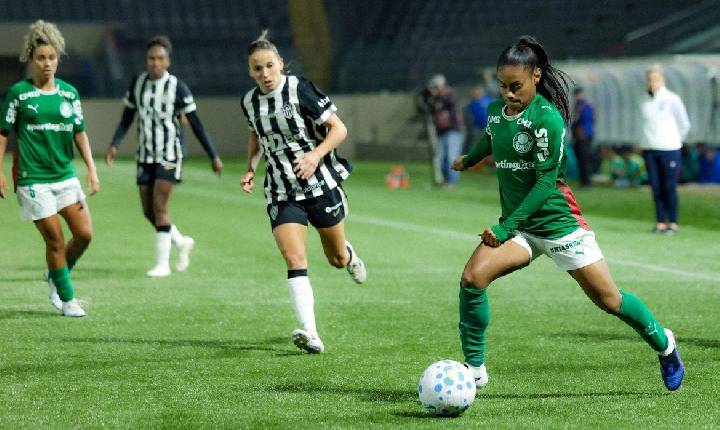Brasileirão Feminino: Corinthians lidera, Palmeiras goleia e Ferroviária pontua fora - Confira os resultados da segunda-feira