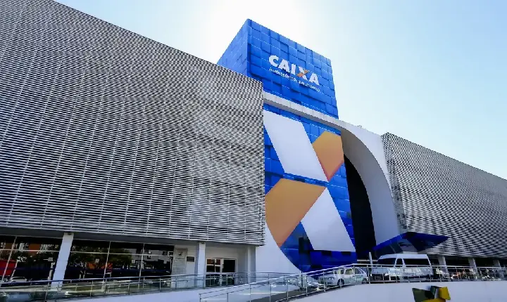 Caixa e Banco do Brasil liberam abono salarial para nascidos em maio e junho