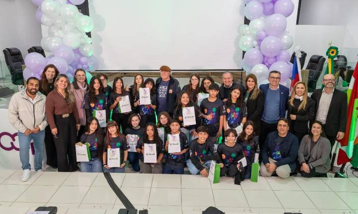 Camboriú dá início ao cooperativismo escolar com projeto pioneiro na rede municipal