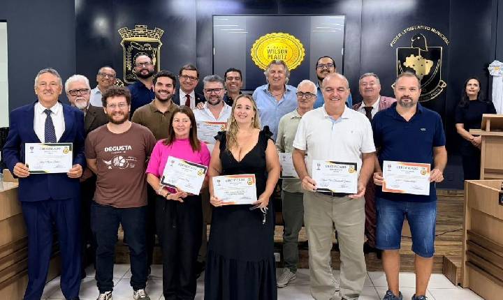 Camboriú realiza entrega da Medalha Wilson Plautz e homenageia destaques da cidade