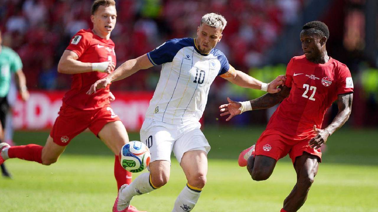 Canadá e Bósnia ficam no empate na estreia na Copa: 1 a 1