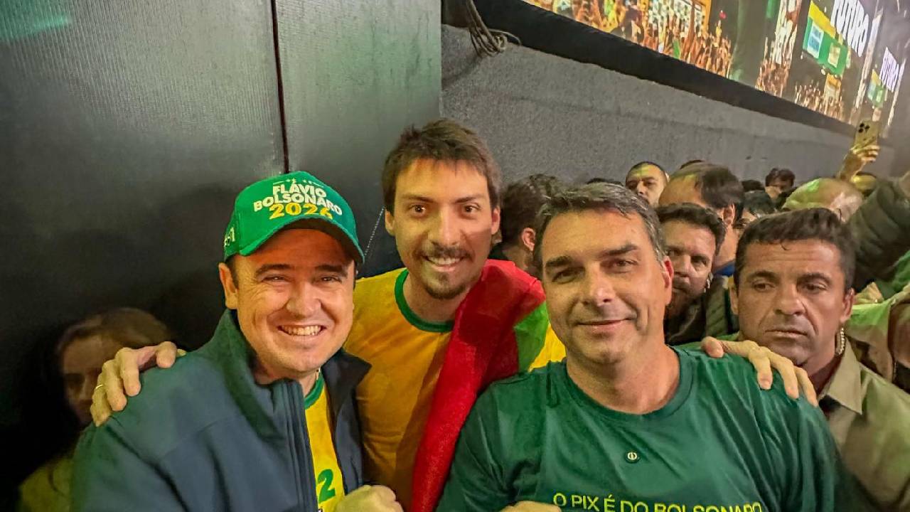 Carlos Humberto inaugura nova sede do PL em Balneário Camboriú