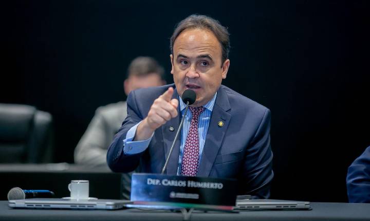 Carlos Humberto (PL) pede R$ 5 mil de gratificação para policiais em colégios cívico-militares