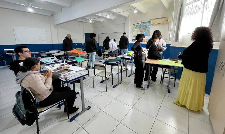 CEJA oferece oportunidade para conclusão do ensino fundamental em Balneário Camboriú