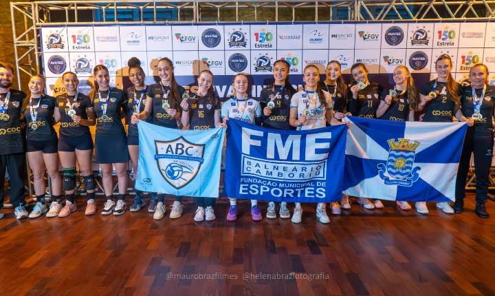 Com dois ouros e um bronze, ABC do Vôlei mobiliza comunidade para novos desafios