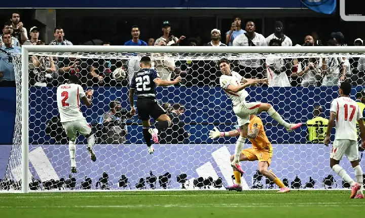 Com outra virada incrível, Argentina despacha Inglaterra e vai à final