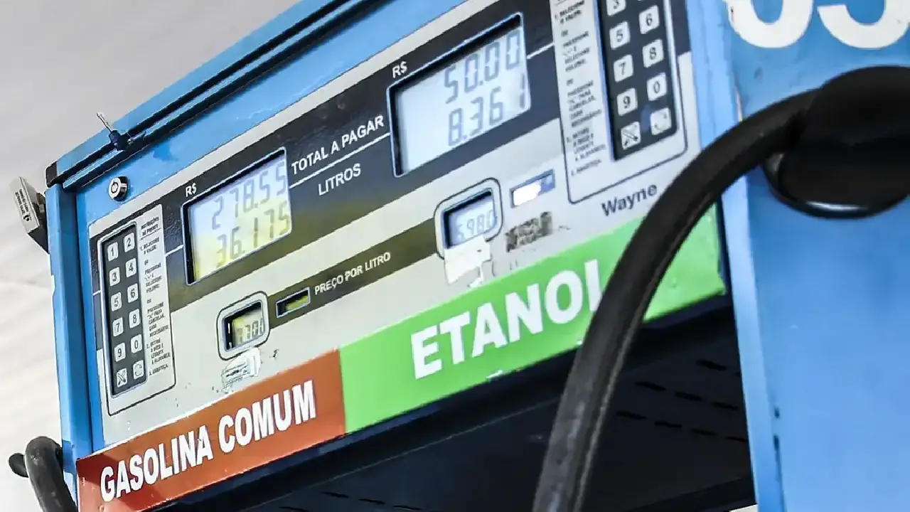 Conselho eleva de 30% para 32% teor de etanol na gasolina por 180 dias