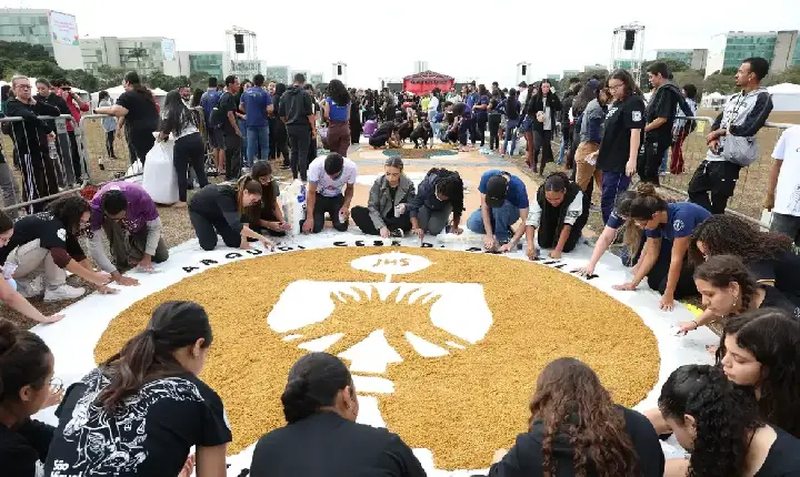 Corpus Christi é feriado ou ponto facultativo? Entenda regras