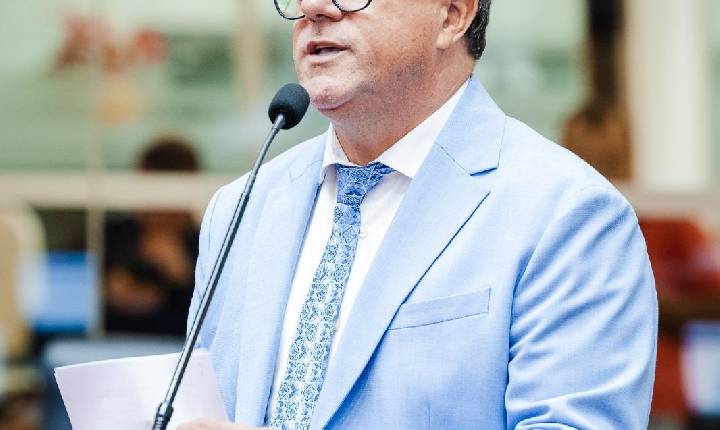 Deputado Naatz aciona bancada regional contra mudança no nome do Vale Europeu