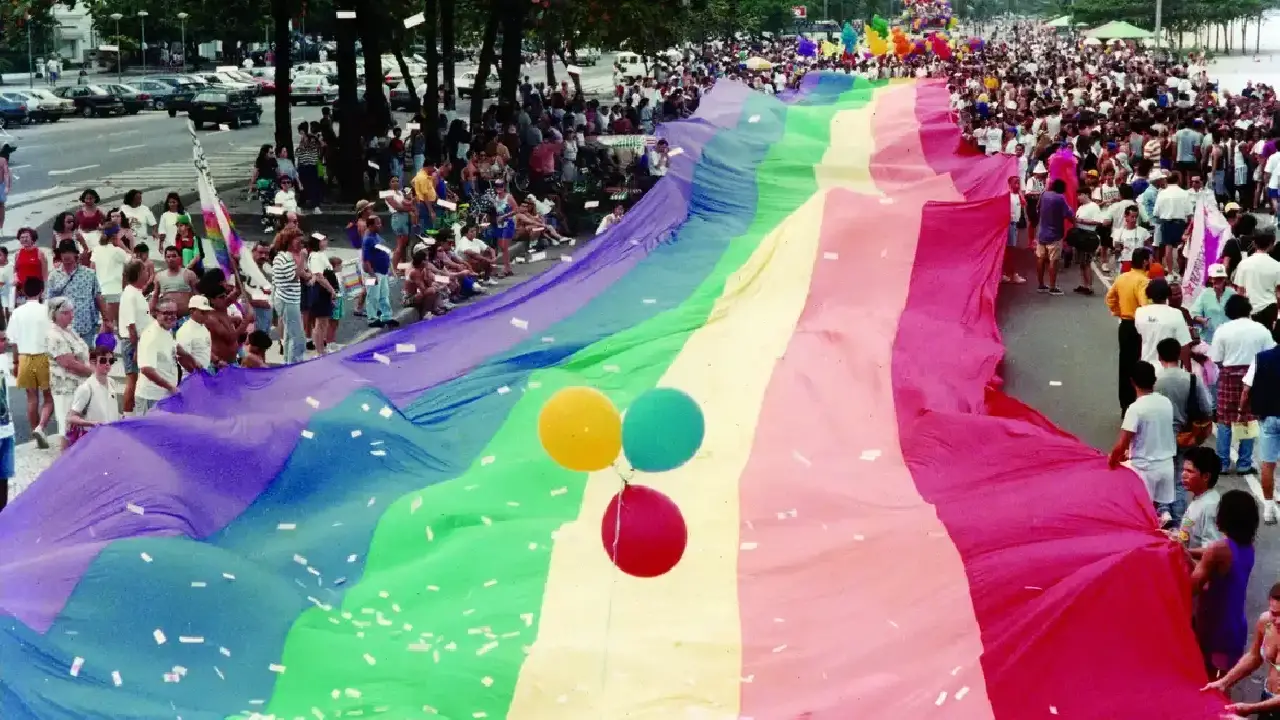 Dia do Orgulho LGBTQIA+: conheça marcos da luta por direitos no Brasil