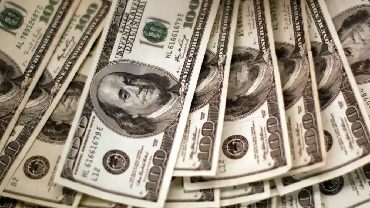 Dólar sobe para R$ 5,18 e atinge maior valor desde fim de março