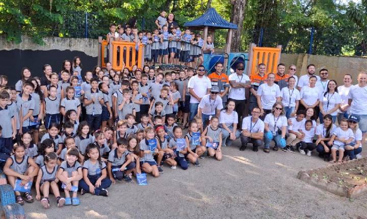 Em um dia, ação de voluntariado transforma escola e impacta 220 alunos em Joinville