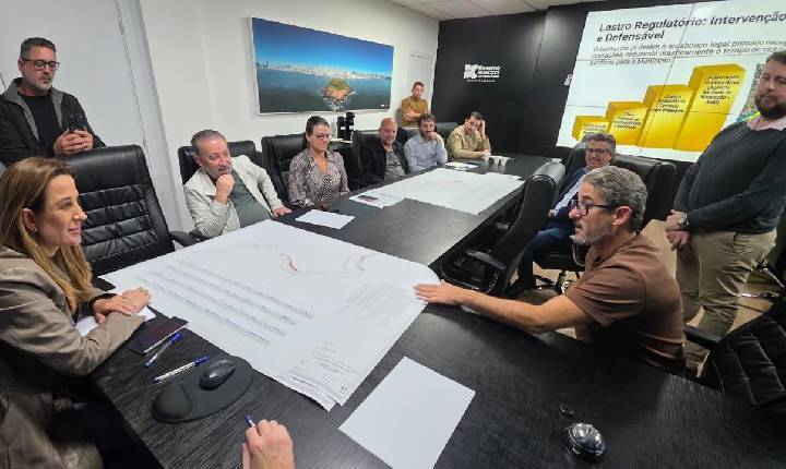 Estudo técnico sobre batimetria do Rio Camboriú é apresentado