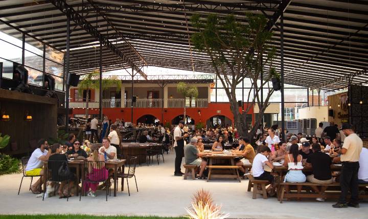 Fazenda Churrascada Praia Brava aposta em programação especial para transformar férias de julho em experiência para toda a família