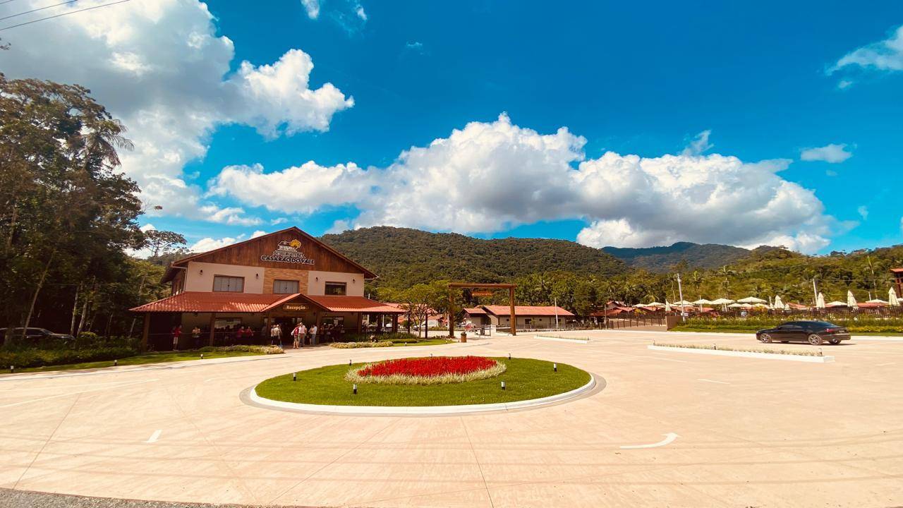 Feriados curtos impulsionam destinos próximos e focados no descanso