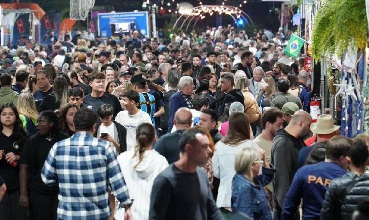 Festa Raízes de Taquaras inicia com a presença de grande público