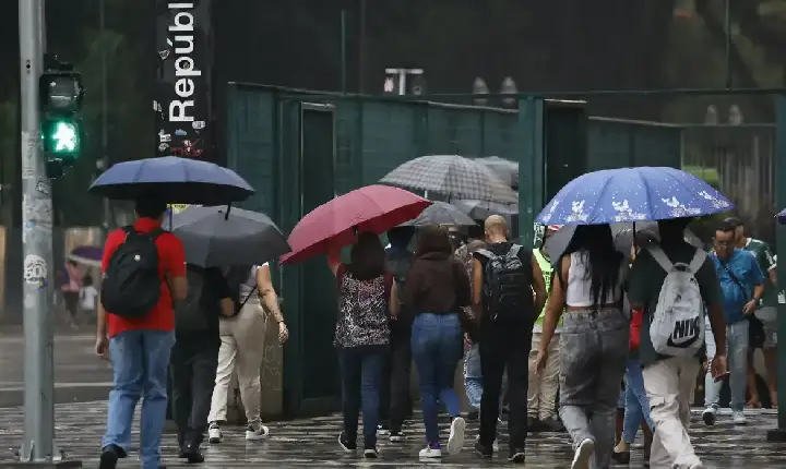 Fim de semana tem alerta de chuva para o Norte e extremo Sul do país