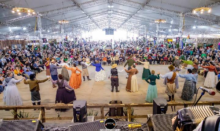 Fundação Cultural vai selecionar entidade parceira para os festejos farroupilhas em Balneário Camboriú