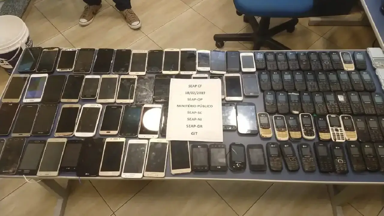 Governo publica banco para reunir dados de celulares roubados