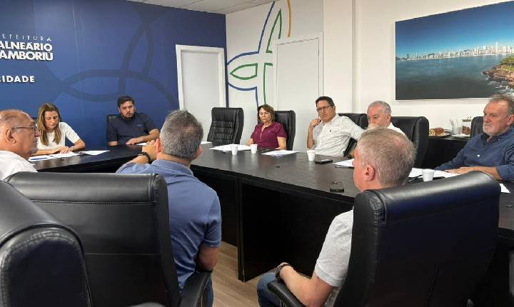 Grupo de Trabalho debate projeto de lei que revisa o microzoneamento de Balneário Camboriú