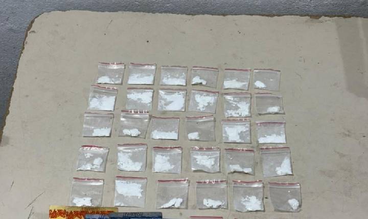 Homem é preso por tráfico de drogas em Itapema