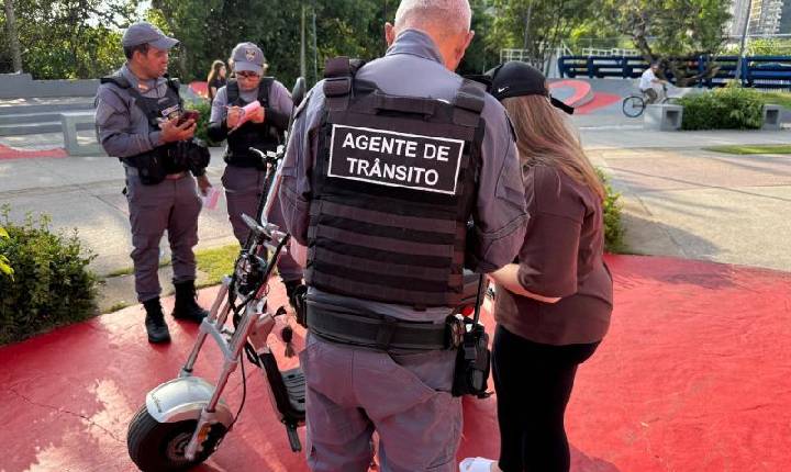 Itajaí: Codetran realiza fiscalização de veículos autopropelidos