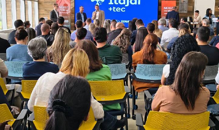 Itajaí + Tec vai capacitar gratuitamente 4,7 mil estudantes para o futuro da tecnologia