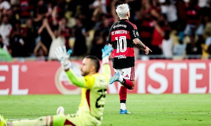 Libertadores: Flamengo goleia no Maracanã e Palmeiras vence a primeira - Confira os resultados da quinta-feira