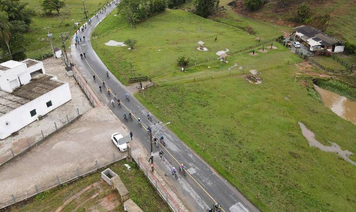 Mais de 300 pessoas participaram do 6º Passeio Ciclístico Rural de Itajaí 