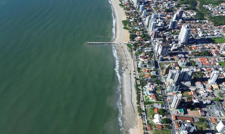 Megaobra de alargamento da Praia Central de Balneário Piçarras será concluída nesta sexta-feira