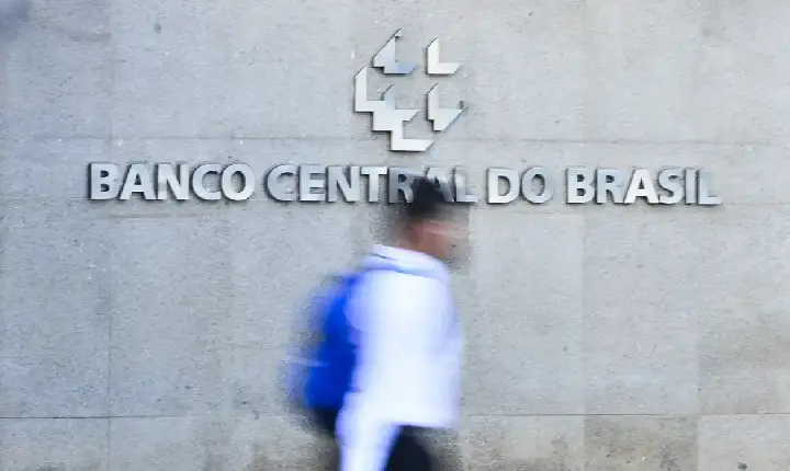Mercado financeiro eleva previsão da inflação para 5,09% este ano