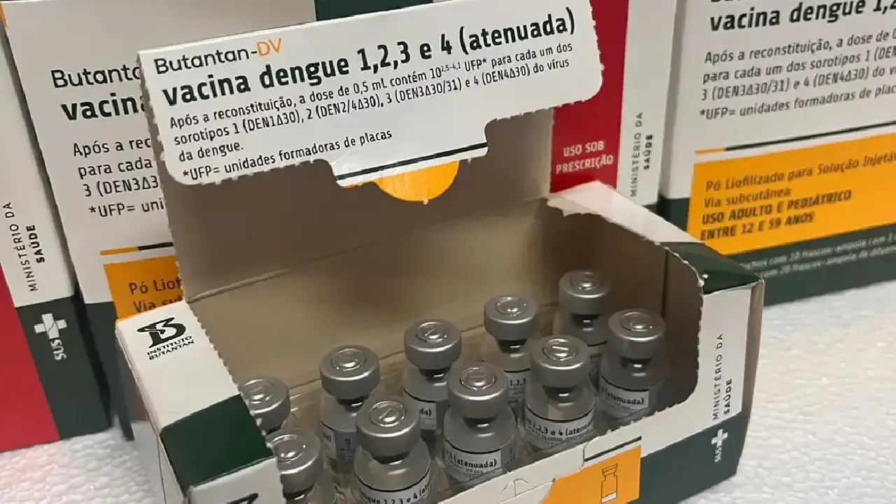 Ministério da Saúde suspende vacina contra a dengue do Butantan