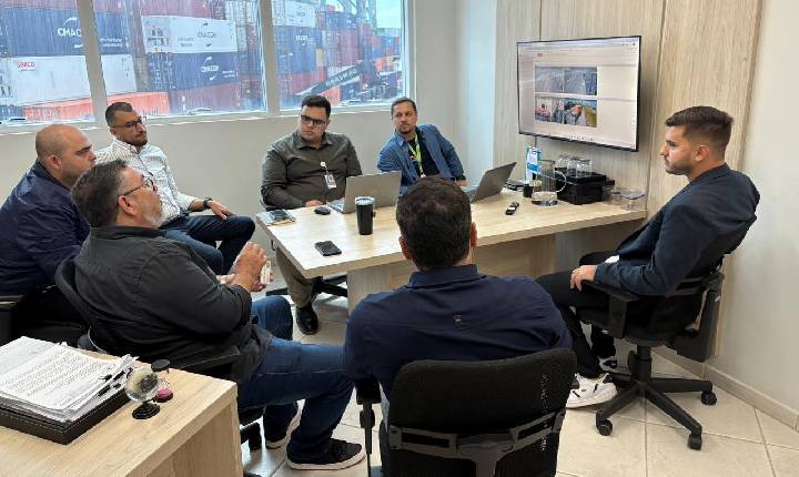 Município e Porto de Itajaí definem estratégias para redução da fila de espera em frente ao terminal