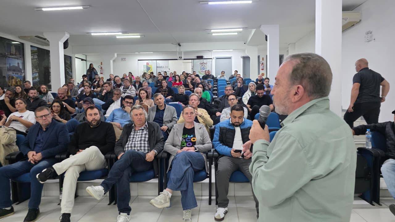 Oficina do Pacuera reúne comunidade para discutir o Parque Inundável