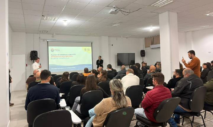 Oficina do TERRAMAR 2050 reúne representantes de Camboriú e Balneário Camboriú para debater o futuro da região