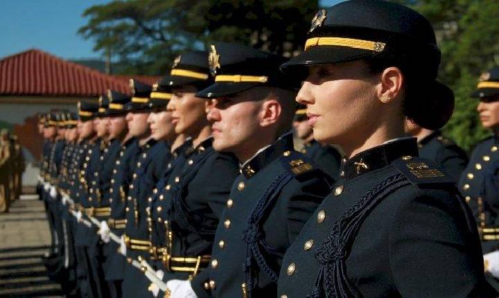 Polícia Militar de Santa Catarina forma 59 novos aspirantes-a-oficial