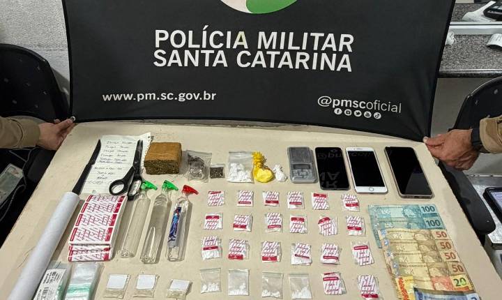 Polícia Militar desarticula esquema de tráfico com entregas por veículo em Porto Belo
