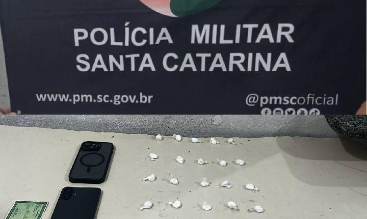 Polícia Militar prende três homens por tráfico e associação para o tráfico em Itapema