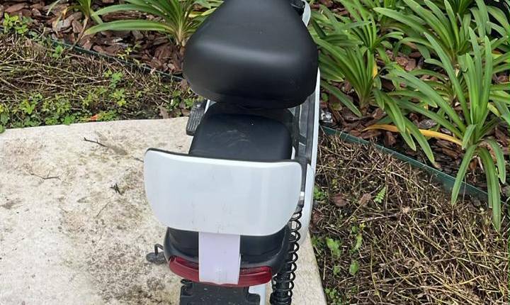 Polícia Militar recupera motocicleta elétrica furtada em Itapema