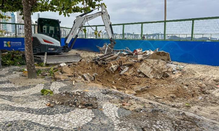 Pontos de milho e churros são demolidos para avanço em trecho da reurbanização