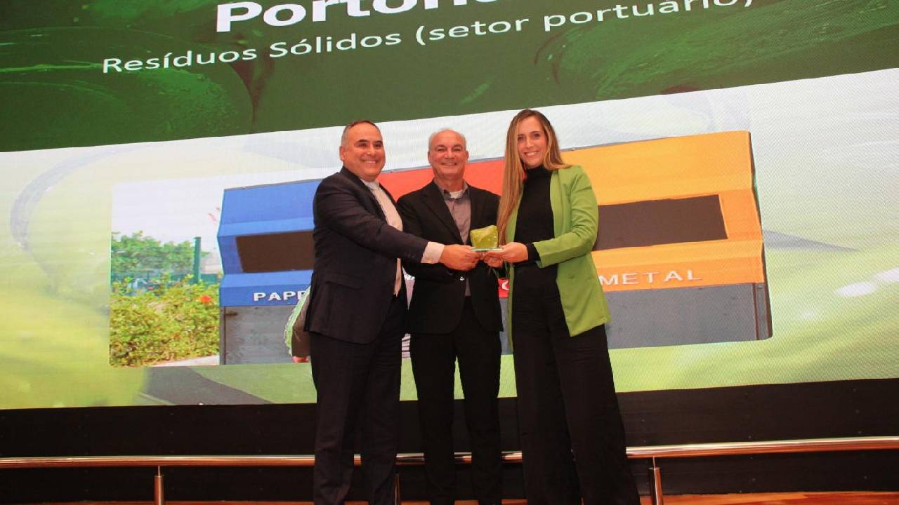 Portonave vence Prêmio Expressão de Ecologia com projetos que protegem comunidade e superam média nacional de reciclagem
