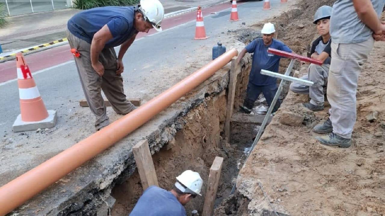 Praia 100% Limpa segue com intervenções na Avenida Brasil