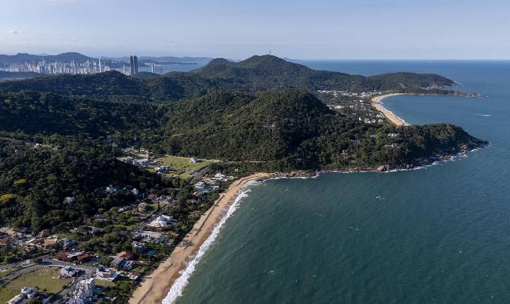 Quem são os famosos e empresários que escolheram um refúgio sem arranha-céus em Santa Catarina