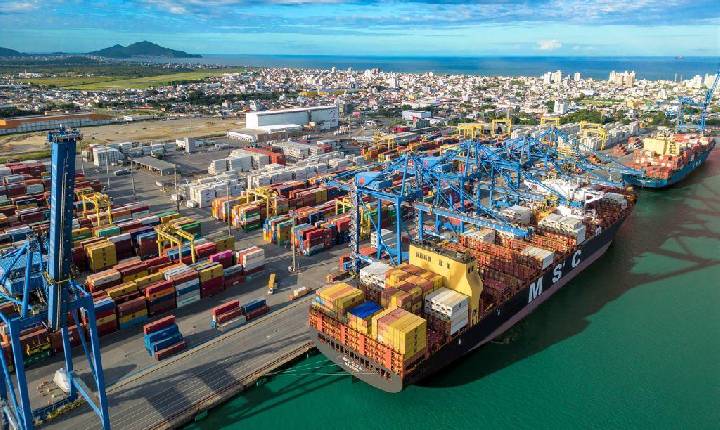 Santa Catarina bate recorde histórico nas exportações de carnes no 1º trimestre de 2026