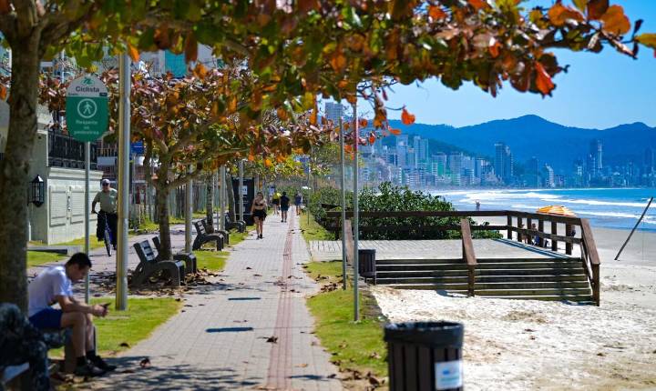 Santa Catarina terá semana de sol antes da chegada de frente fria e virada no tempo