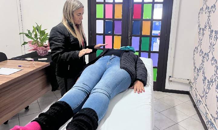 Secretaria da Pessoa Idosa oferece semanalmente prática de Reiki para os idosos