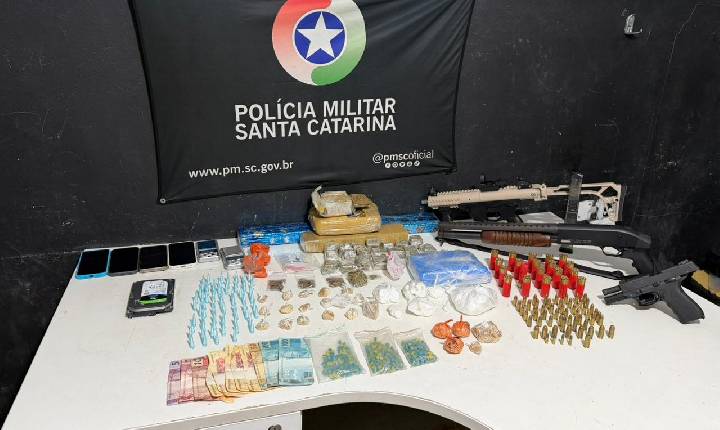 Seis homens envolvidos com o tráfico de drogas são presos nesta quinta