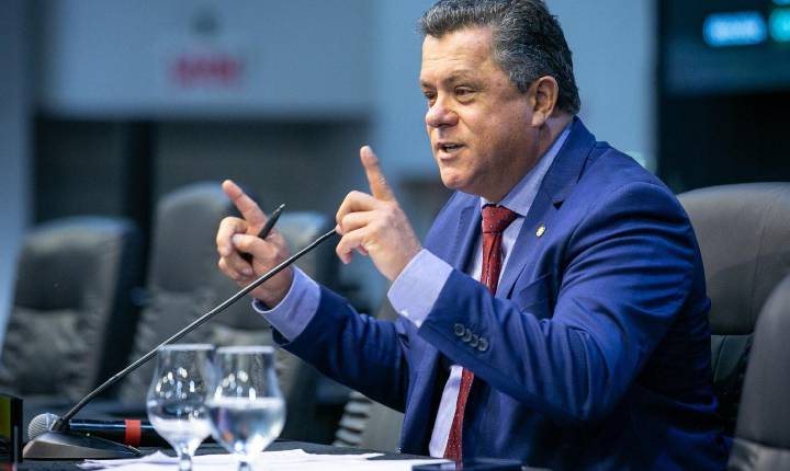 Sob pressão, deputado Ivan Naatz mantém luta pela CPI dos Cartórios na Alesc